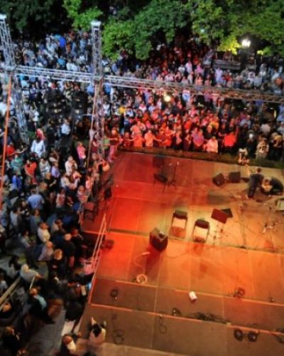 Δεκάδες συναυλίες στο προαύλιο της ΕΡΤ με ελεύθερη είσοδο
