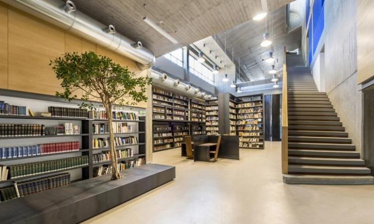 Εγκαινιάστηκε η νέα Βιβλιοθήκη της Σχολής Καλών Τεχνών