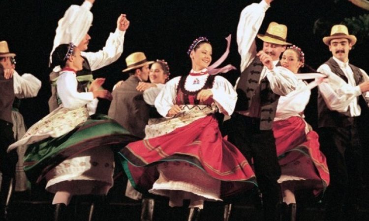 Οι εκπληκτικοί Ουγγρικοί χοροί του Μπραμς!